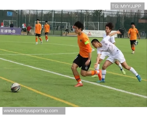 海港U17战胜上海闵行中学幸运星成功晋级中国青少年足球联赛决赛